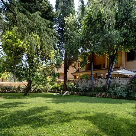 Апарт-отель Appia Antica Рим